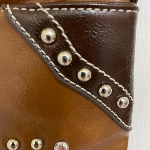 Two tone brown cross body purse with silver tone mirrored star, and studs - Picture 3 of 15